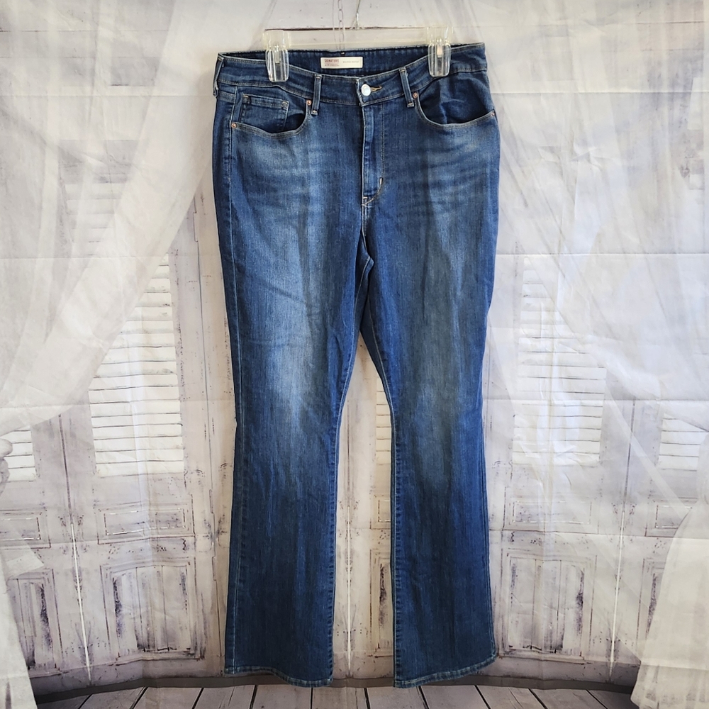 Signature By Levi Strauss Mid-Rise Bootcut Jeans